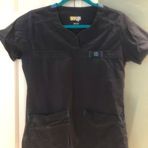 Wonderwink navy scrub top
